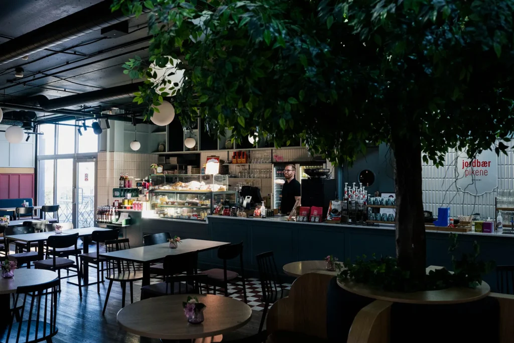 Restauranten Jordbærpikene på Kvadrat kjøpesenter.